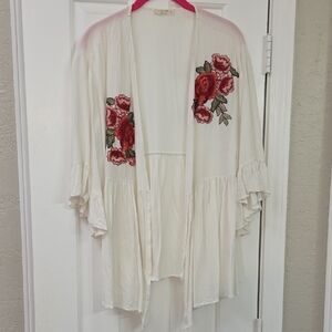 Floral Embroidered Cream Kimono